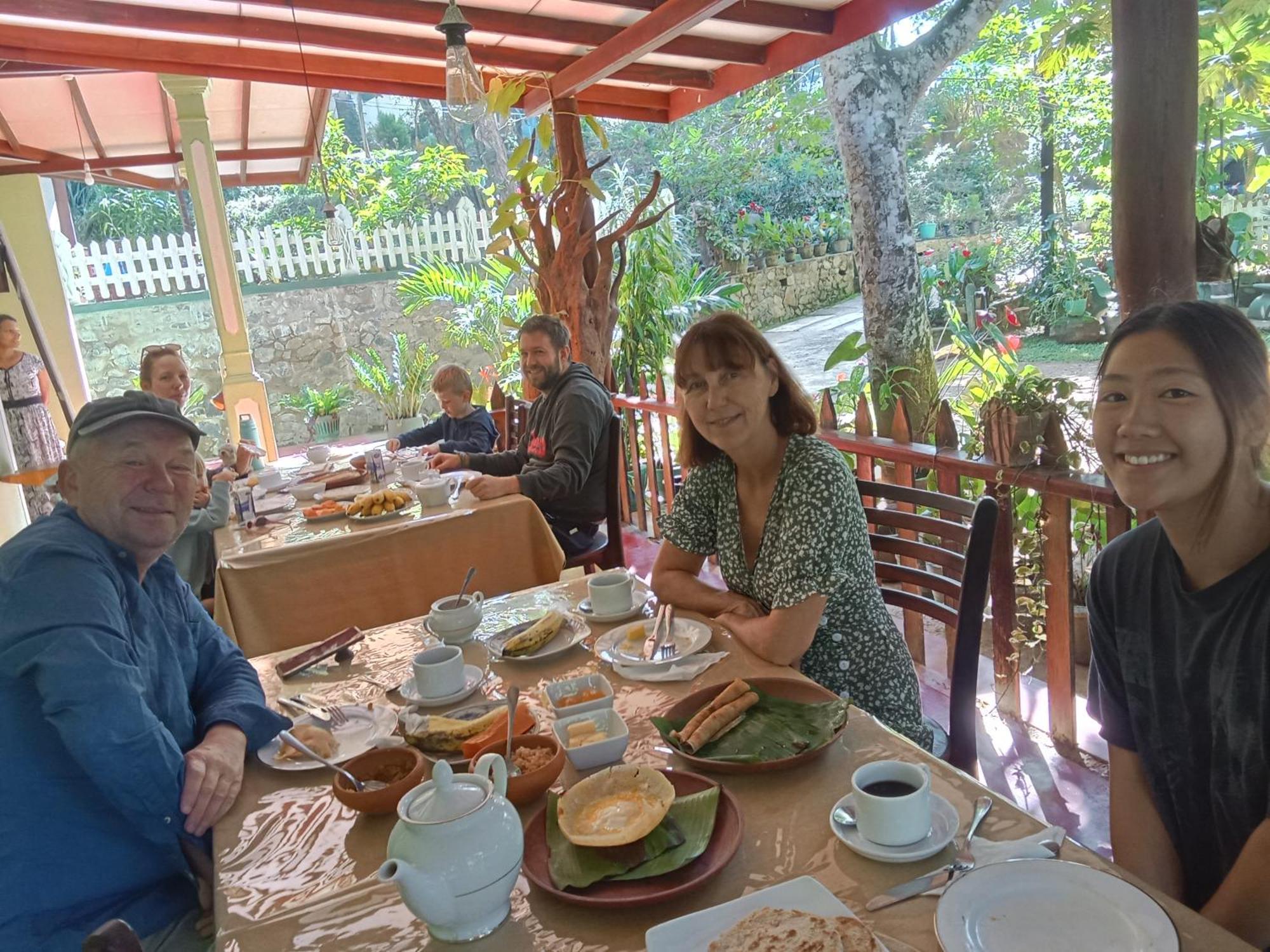 Rest Full Homestay Ella Buitenkant foto
