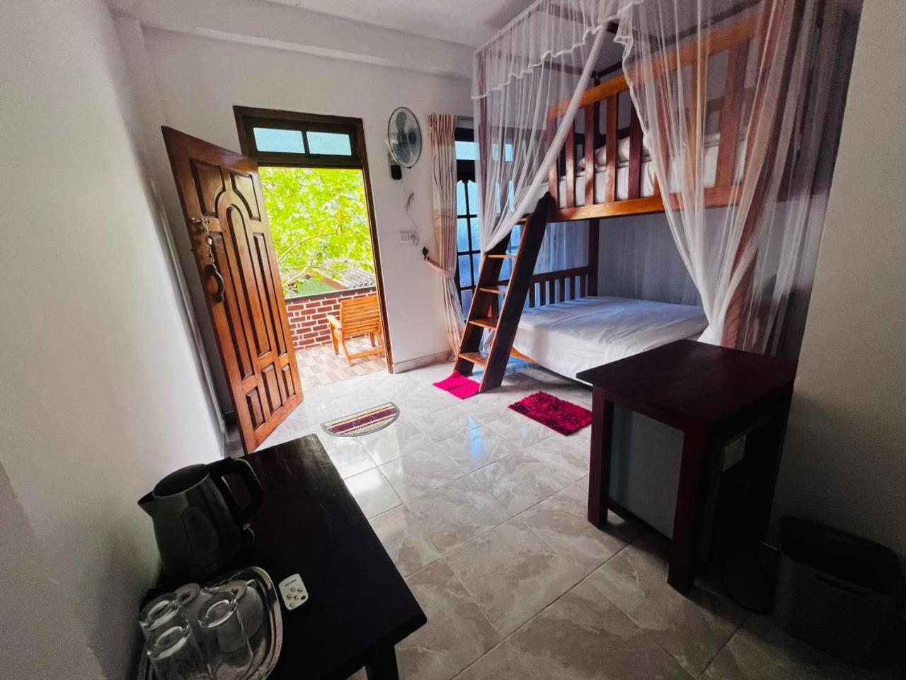 Rest Full Homestay Ella Buitenkant foto