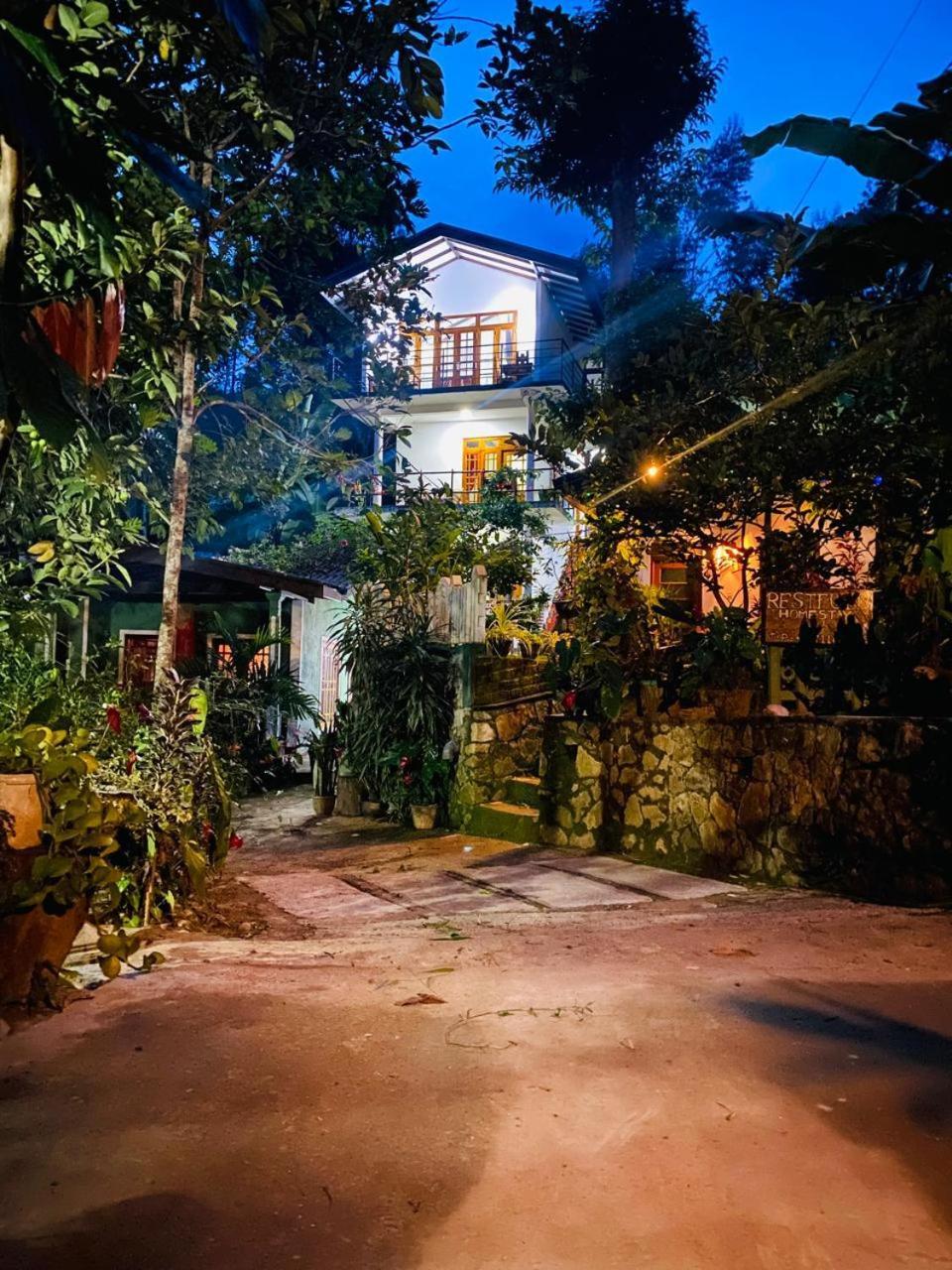 Rest Full Homestay Ella Buitenkant foto