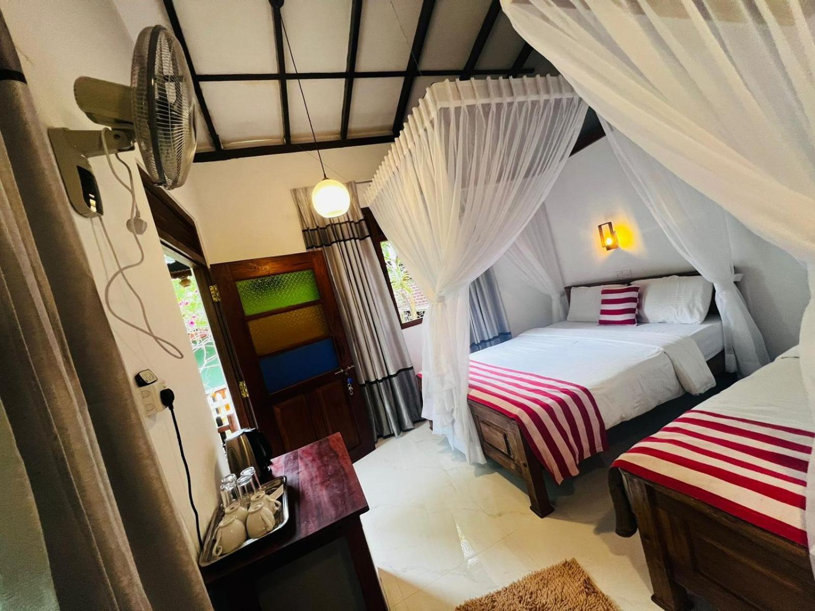 Rest Full Homestay Ella Buitenkant foto
